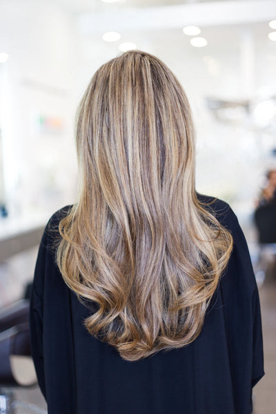 Haarverlängerungen: Wie oft Wechseln für den besten Look?